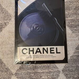 CHANEL Intense Black Cake Mascara
